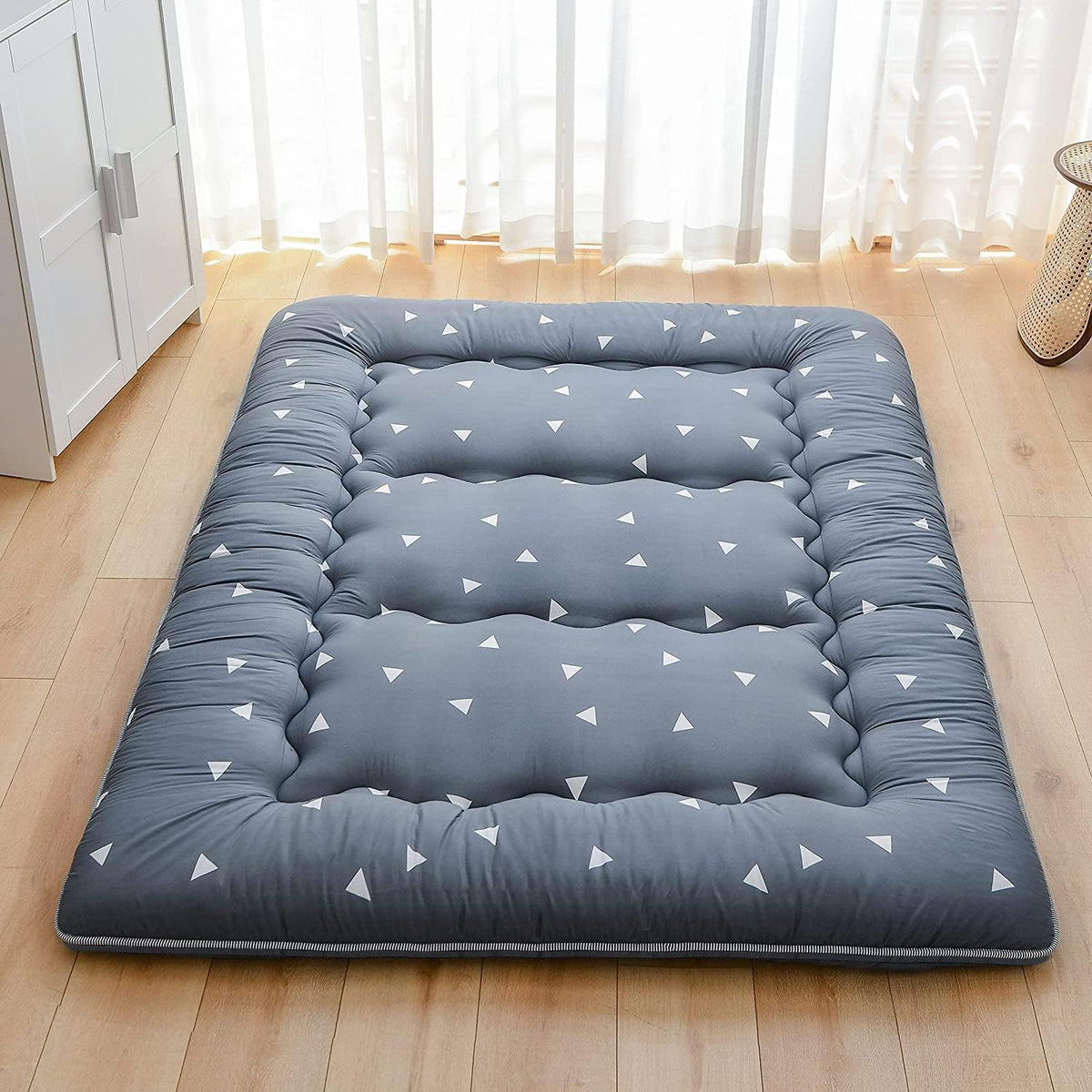 Japanese Floor Mattress Foldable Roll Up Tatami Mat with Washable Cover C590751