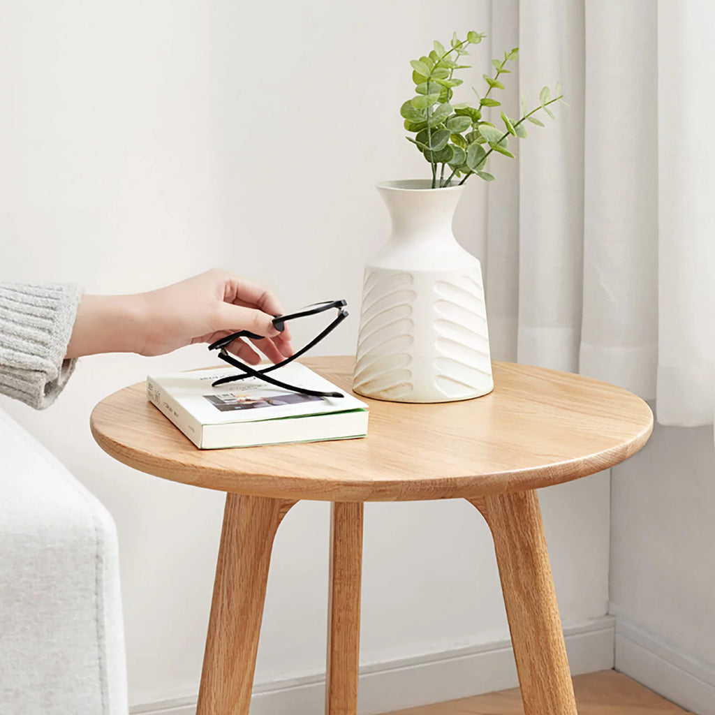 Round Solid Oak Coffee Table J4752