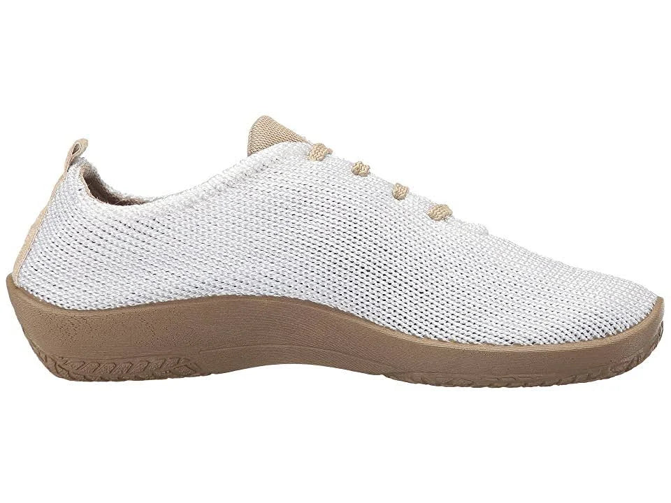 White LS Shoes F602860