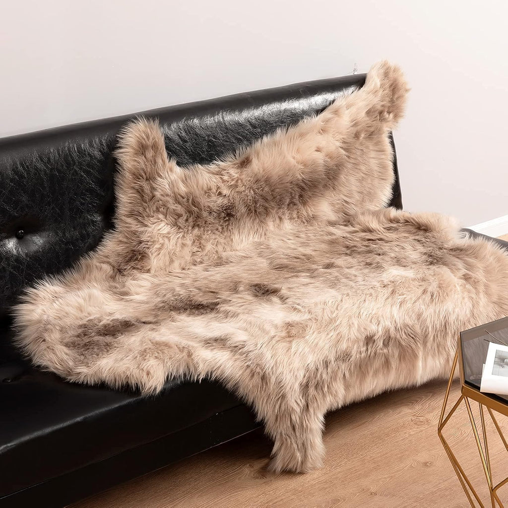 Brown 4ft x 5ft Faux Fur Area Rug O693
