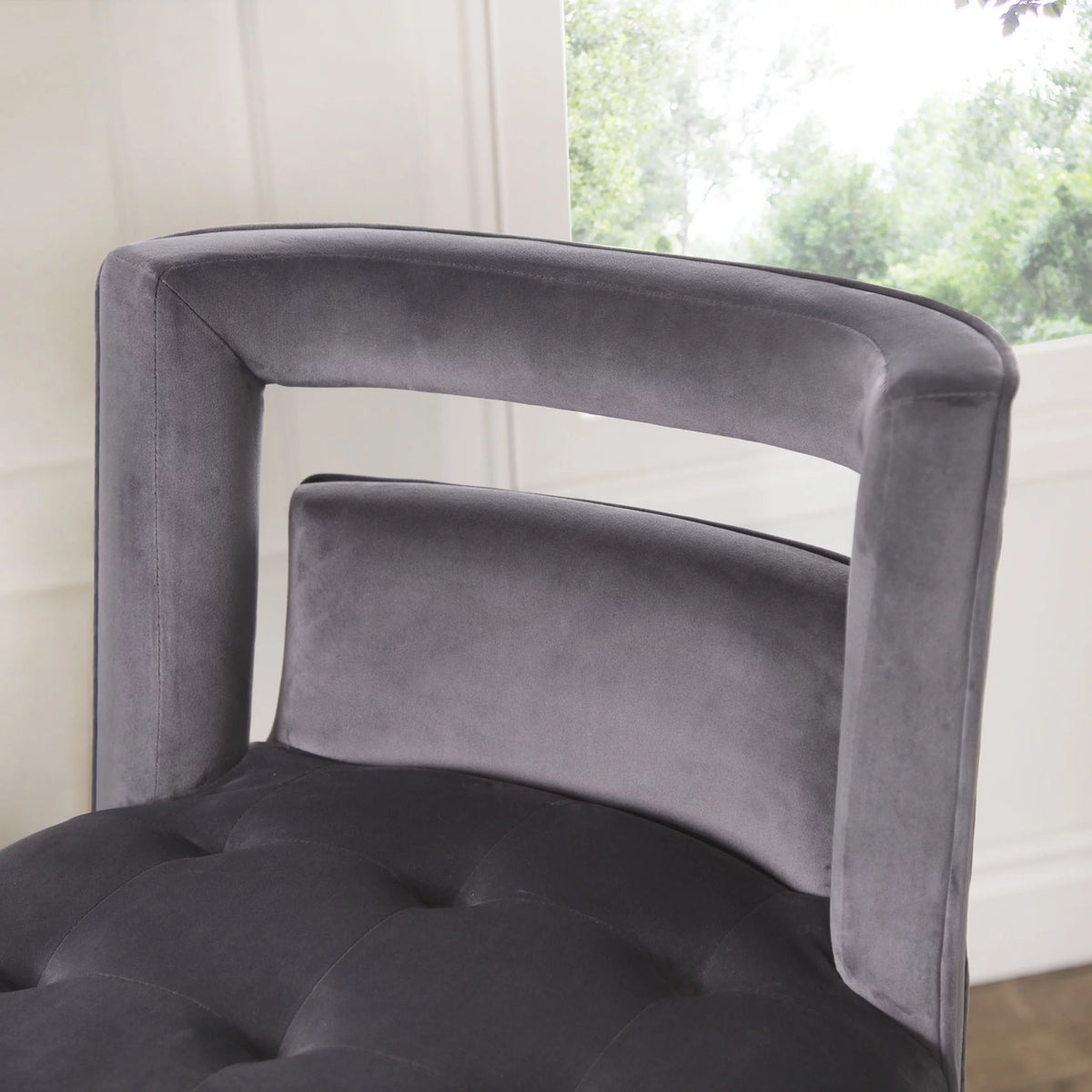 Grey Velvet Bar Stool V158890
