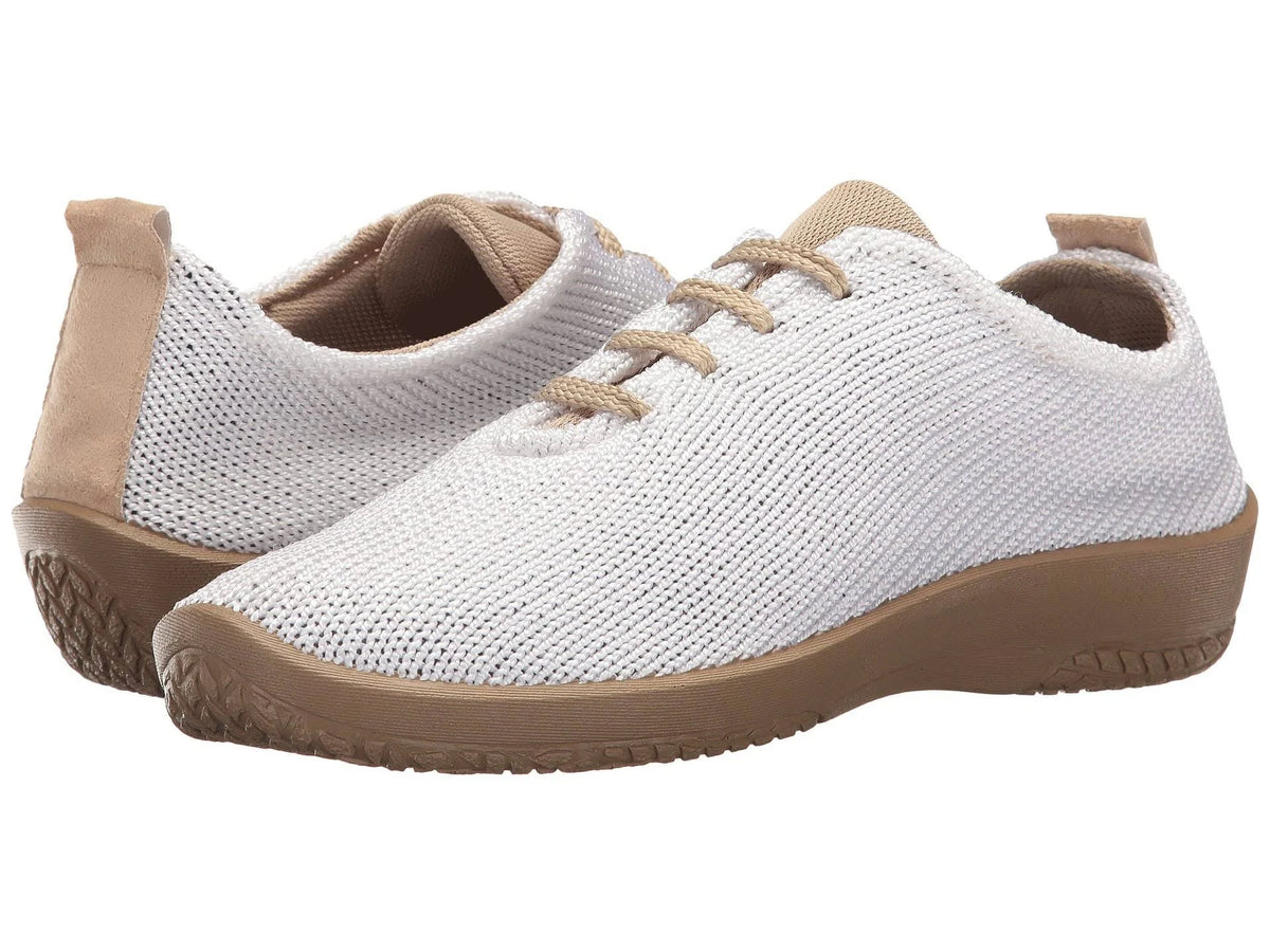 White LS Shoes F602860