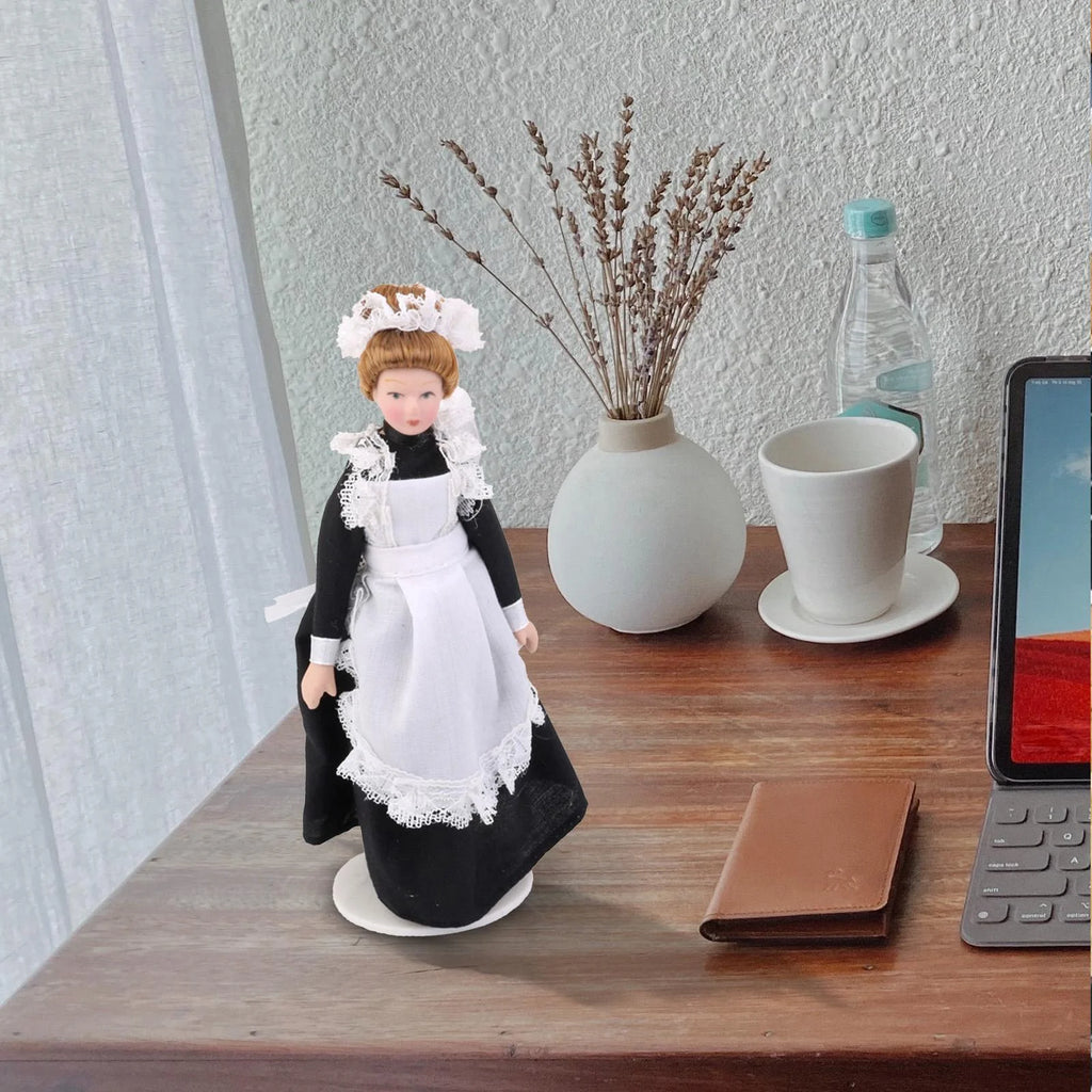 Porcelain Maid Servant Dollhouse Miniature Z566