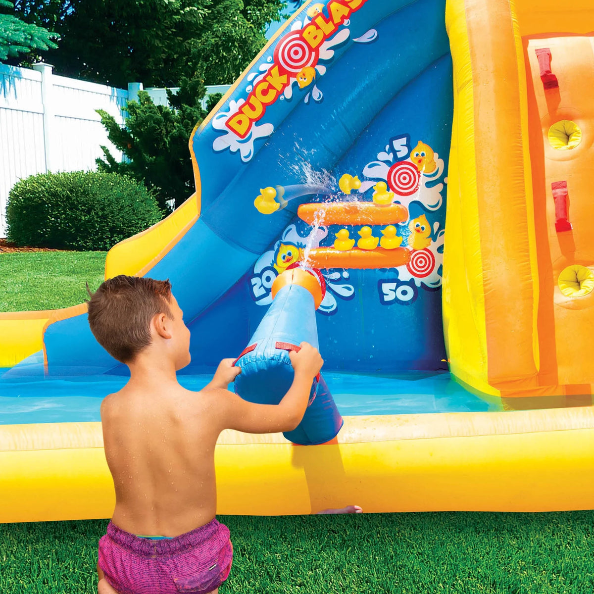 Inflatable Water Park with Water Blast Cannon H780525