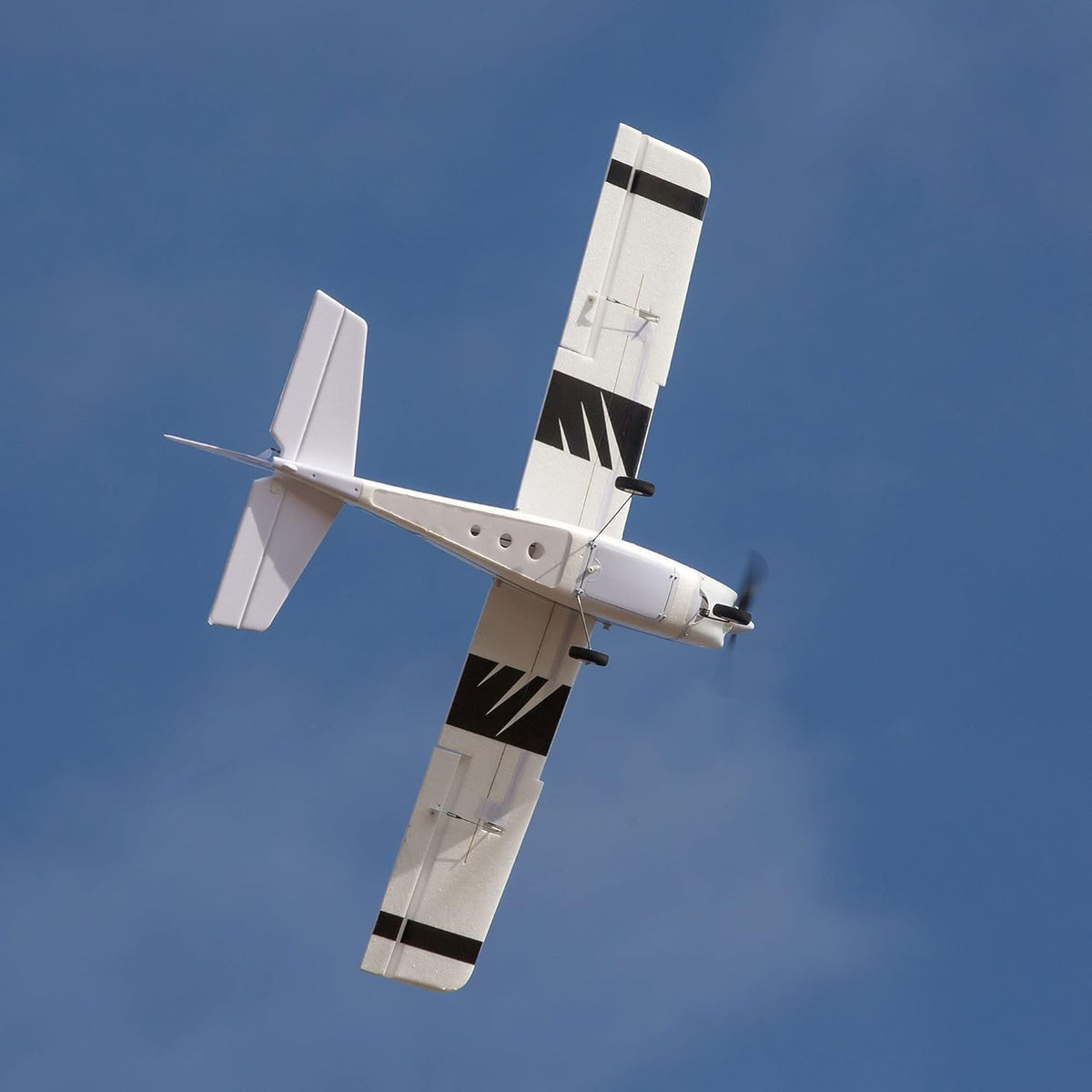 White RC Airplane 1.2m RTF Basic K167129