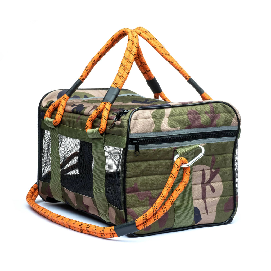 Camo Magenta Pet Car Seat I448