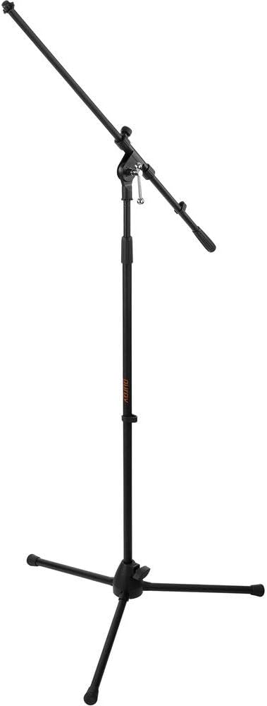Blue Blackout XLR Condenser Microphone Bundle with Focusrite Scarlett Solo Audio Interface R3345