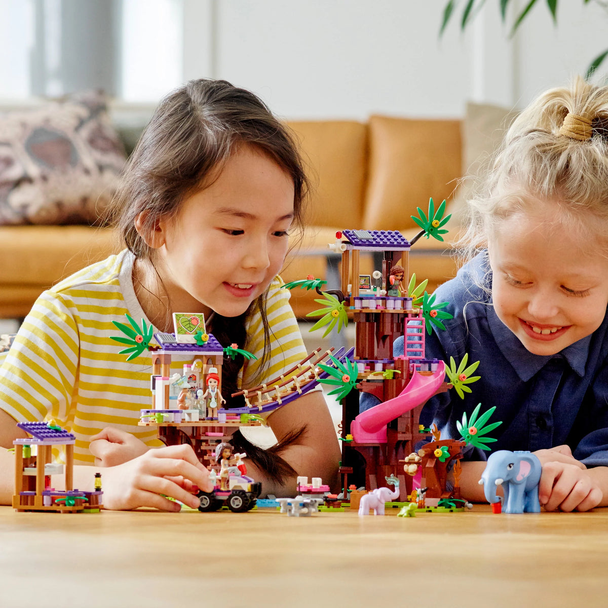 Jungle Rescue Base 648 Pieces W277806