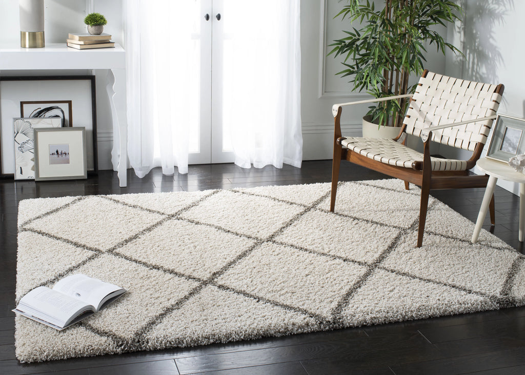 Ivory Grey Geometric Shag Area Rug 11' x 15' W47540