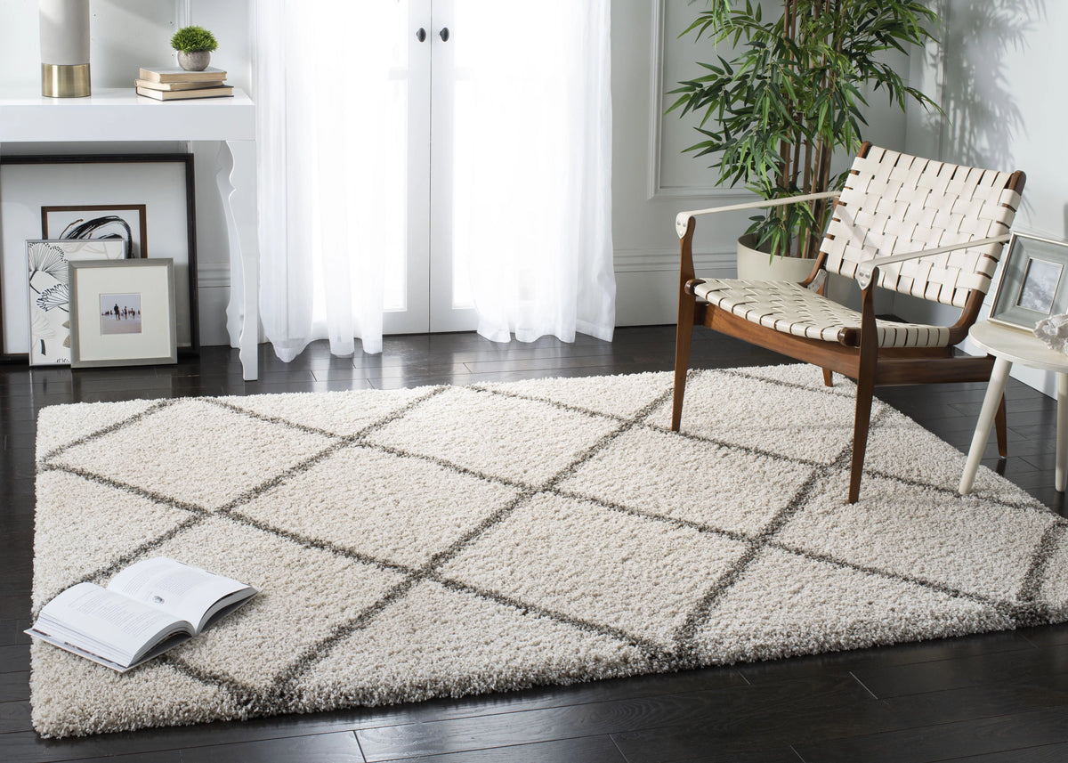 Ivory Grey Geometric Shag Area Rug 11' x 15' W47540