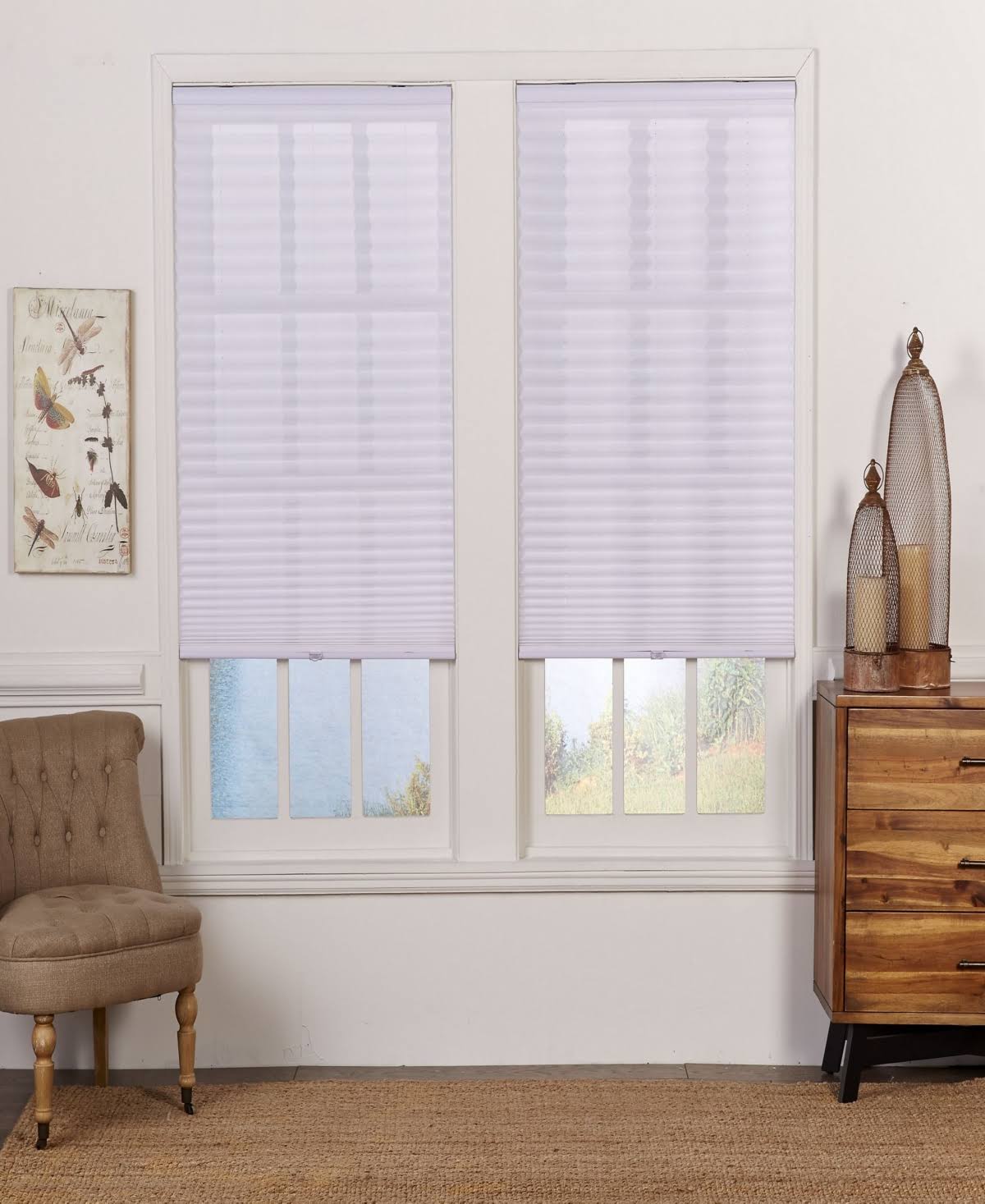 White Pleated Shade 26x64 H427
