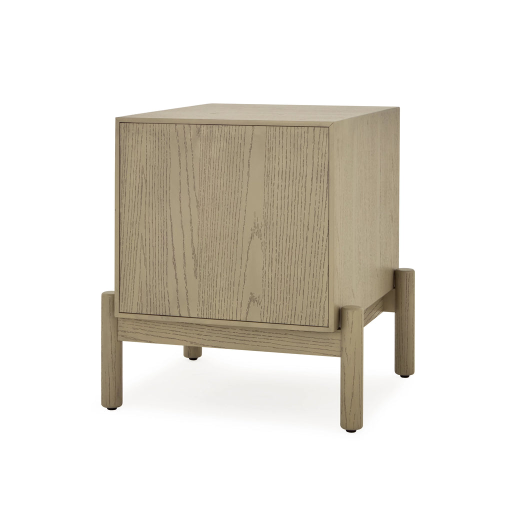 Oak Finish 1 Drawer Solid Wood Nightstand Y142021