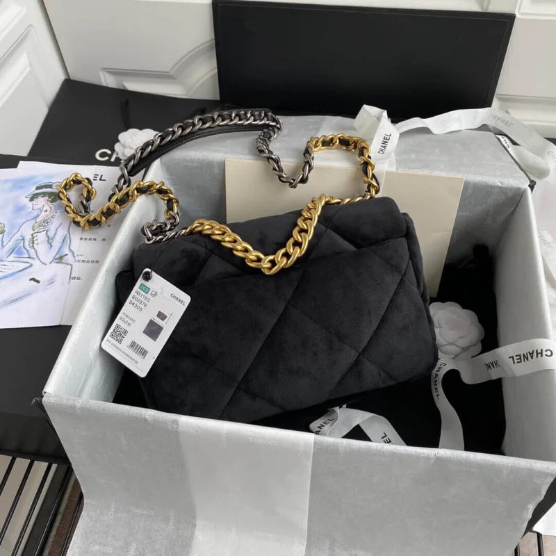 Small Velvet Flap Bag E808